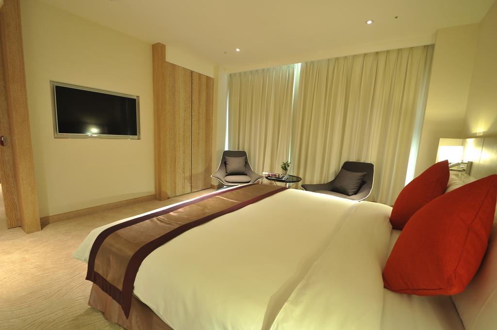 Kaohsiung International Plaza Hotel Ngoại thất bức ảnh