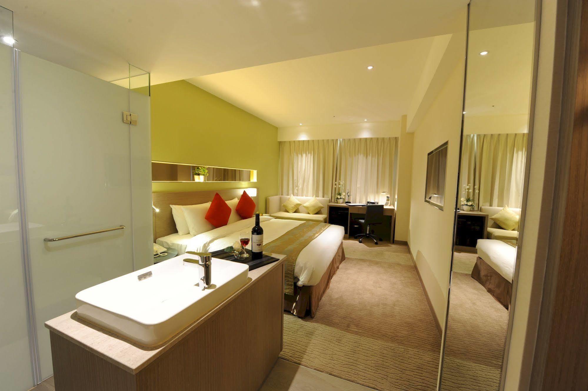 Kaohsiung International Plaza Hotel Ngoại thất bức ảnh