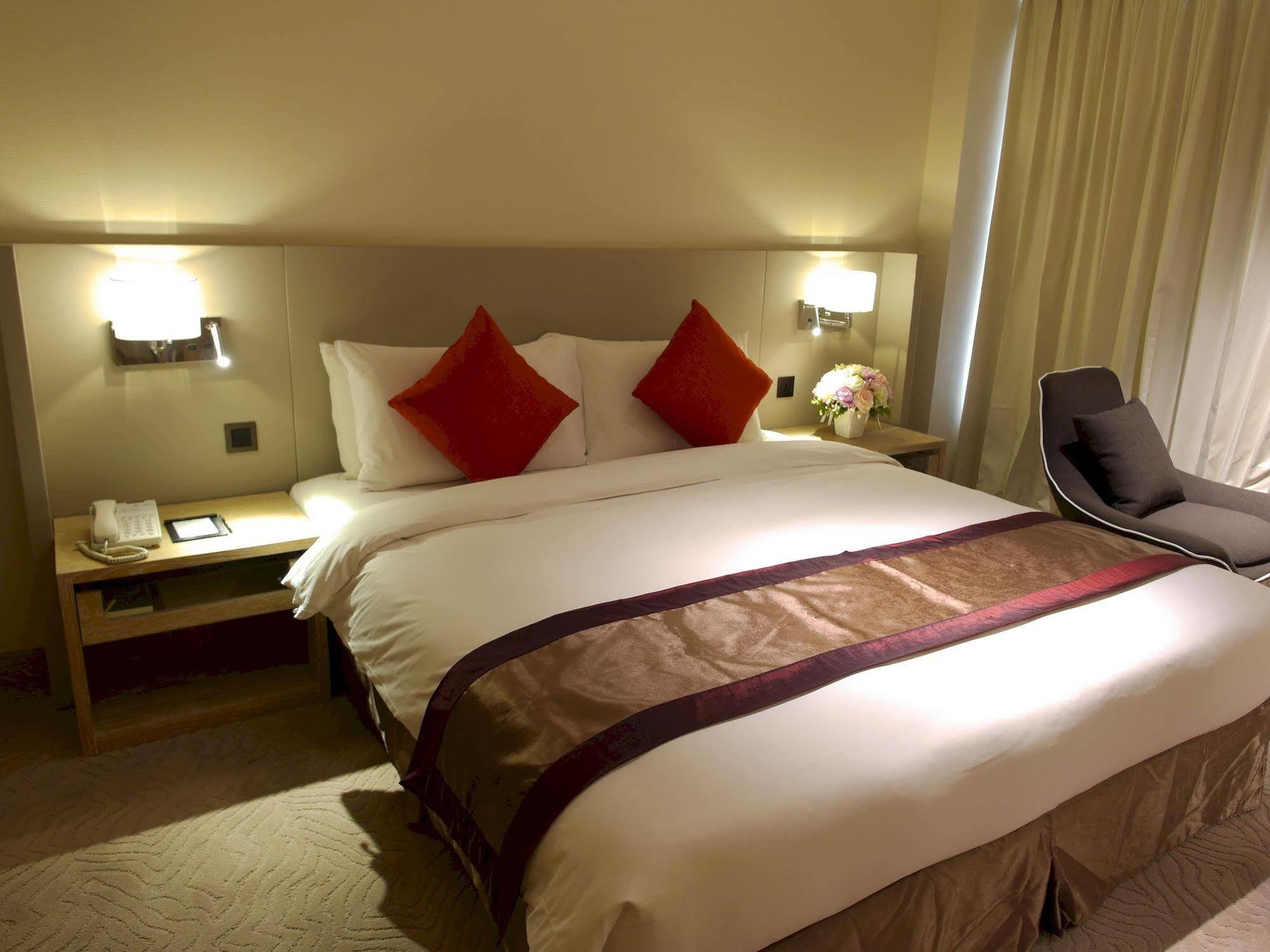 Kaohsiung International Plaza Hotel Ngoại thất bức ảnh