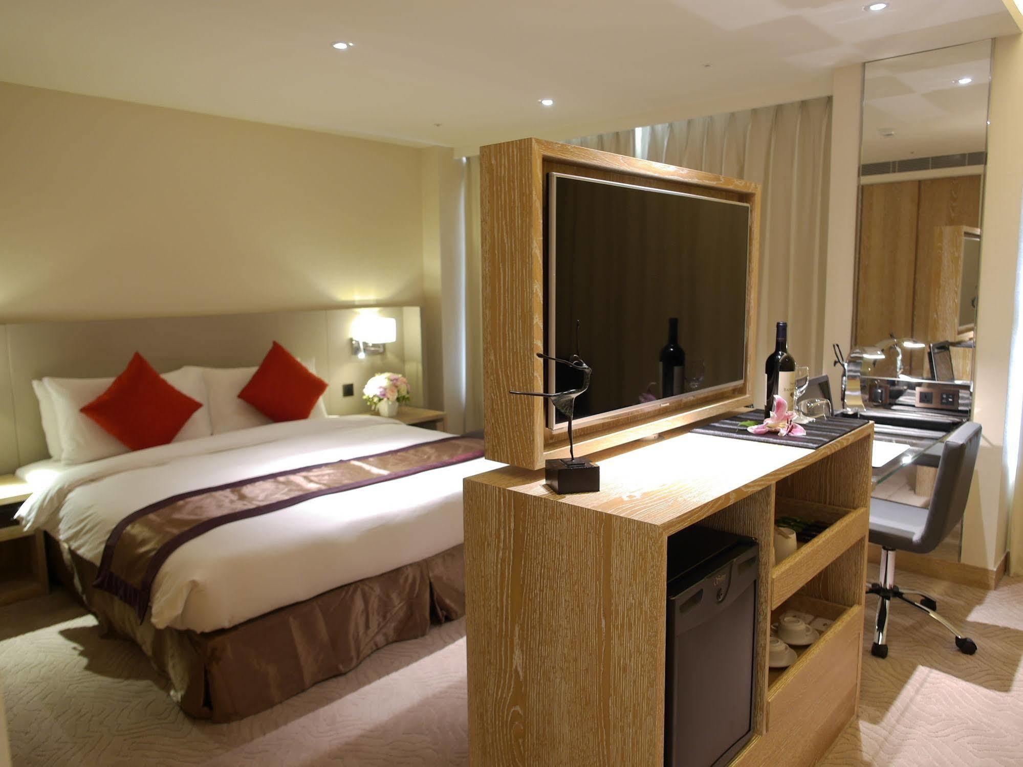 Kaohsiung International Plaza Hotel Ngoại thất bức ảnh