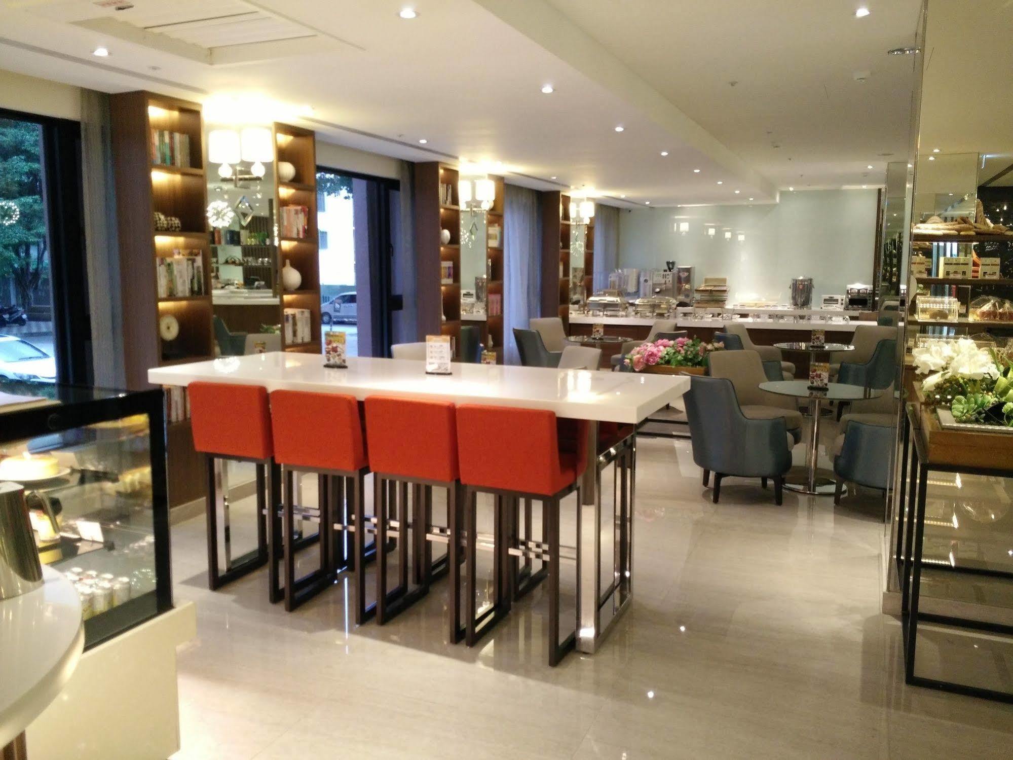 Kaohsiung International Plaza Hotel Ngoại thất bức ảnh